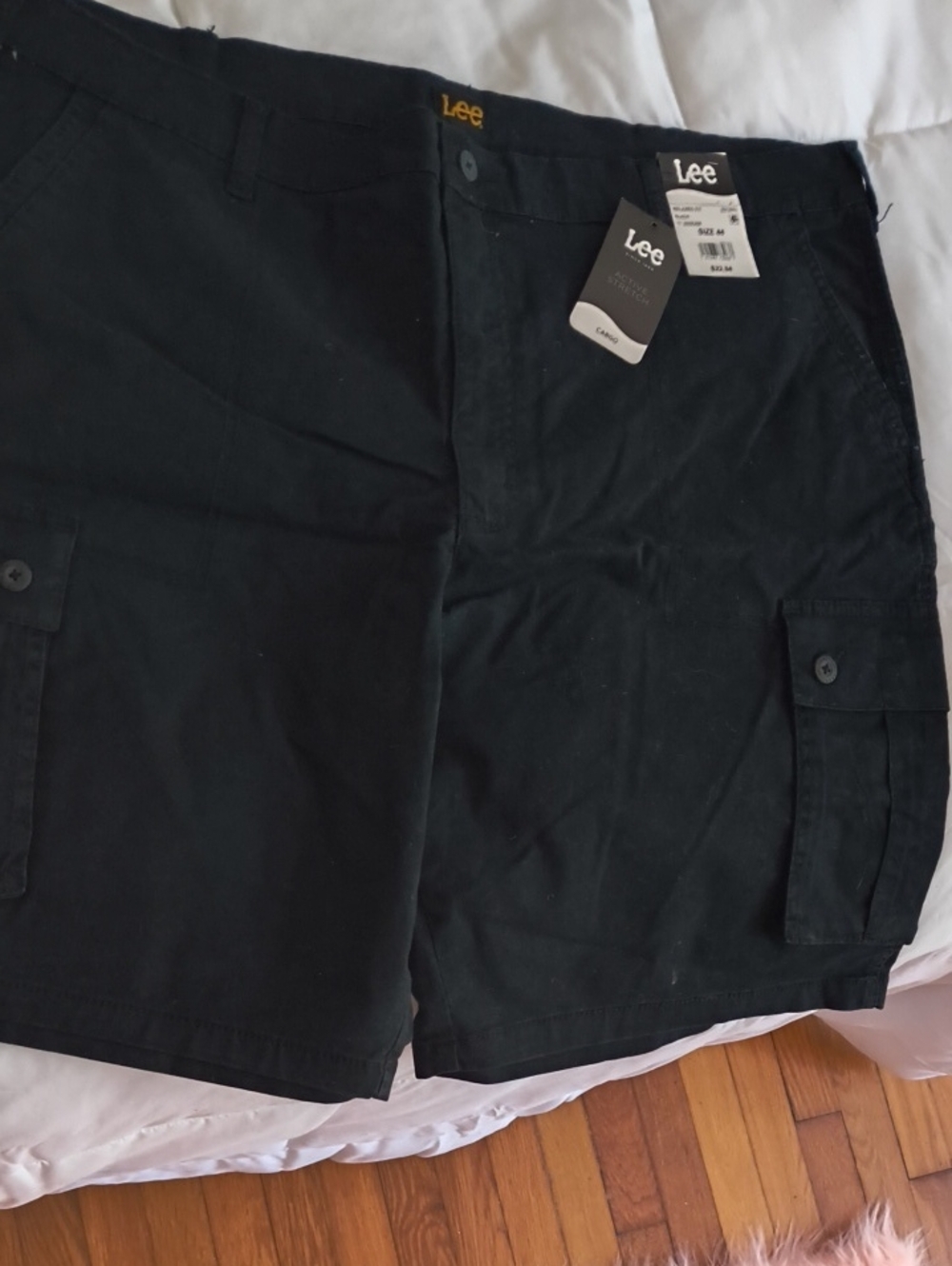 Lee Men's Black Cargo Shorts with Side Pockets